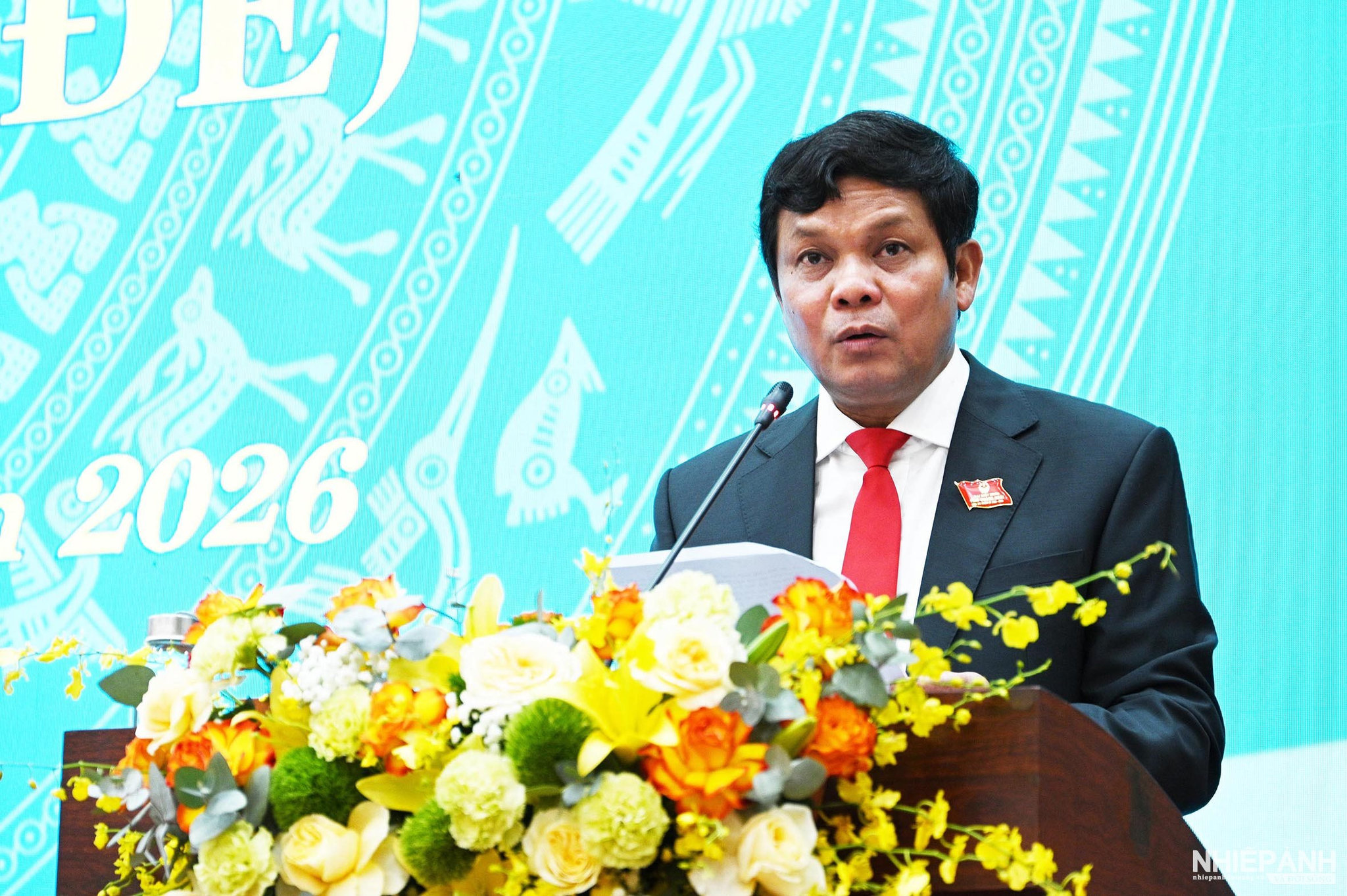 W_4.-chu-tich-hdnd-tinh-quang-ngai-nguyen-duc-tuy-phat-bieu-khai-mac-ky-hop.jpg