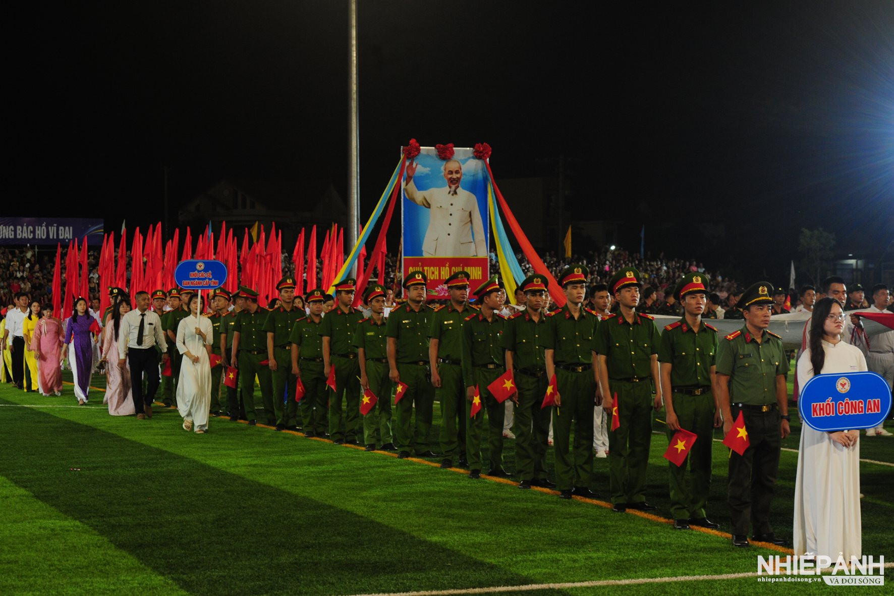 W_ha2_4030-copy.jpg