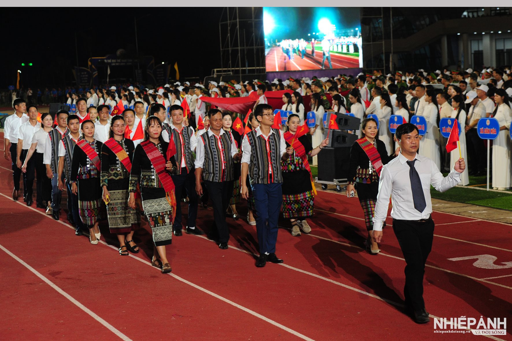 W_ha2_4061-copy.jpg
