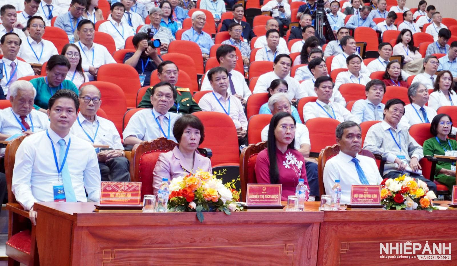 W_3.-cac-dai-bieu-du-le-ky-niem.jpg