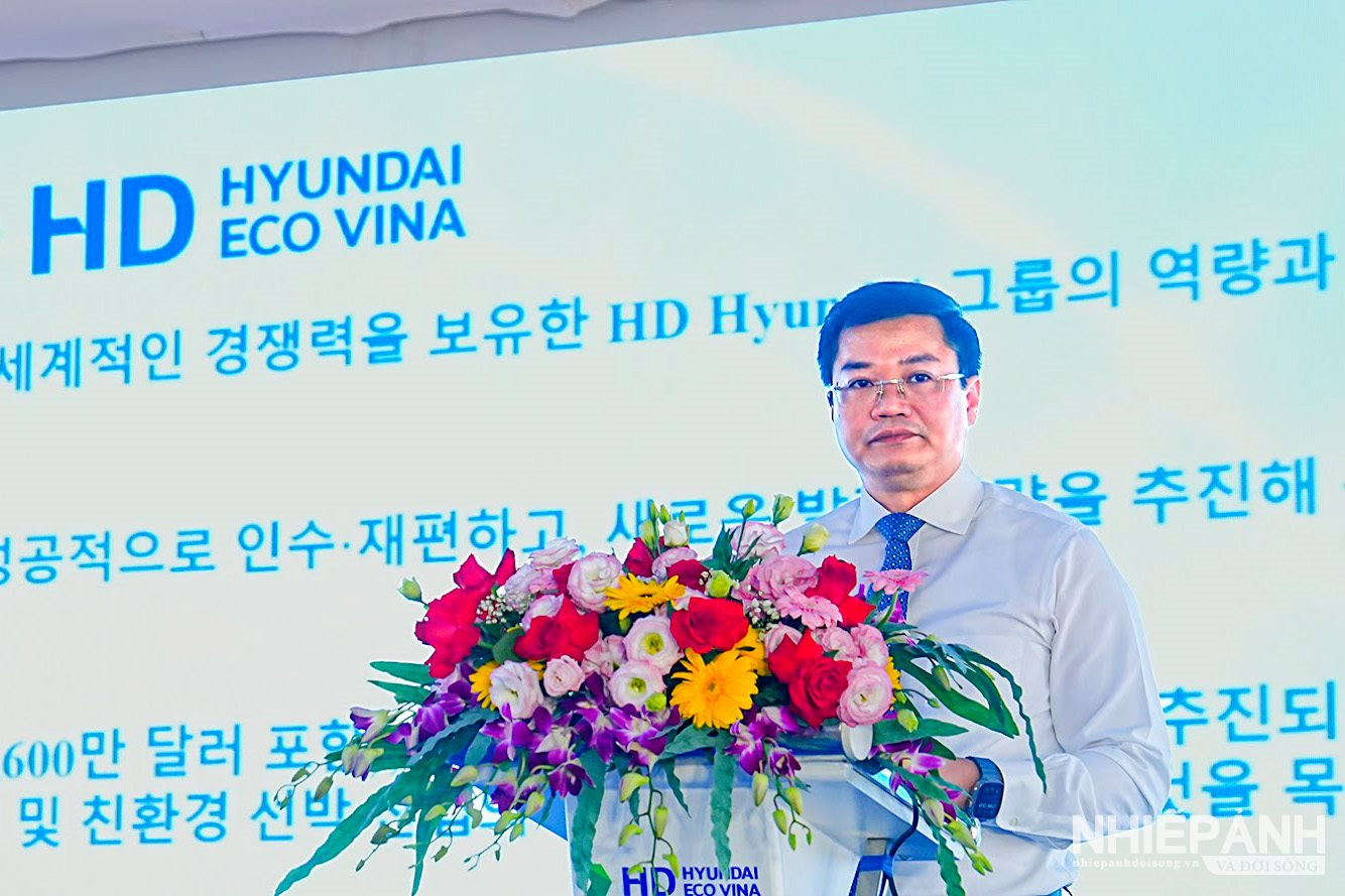 W_3.-pho-bi-thu-tinh-uy-chu-tich-ubnd-tinh-nguyen-duc-tam-phat-bieu-tai-buoi-le.jpg