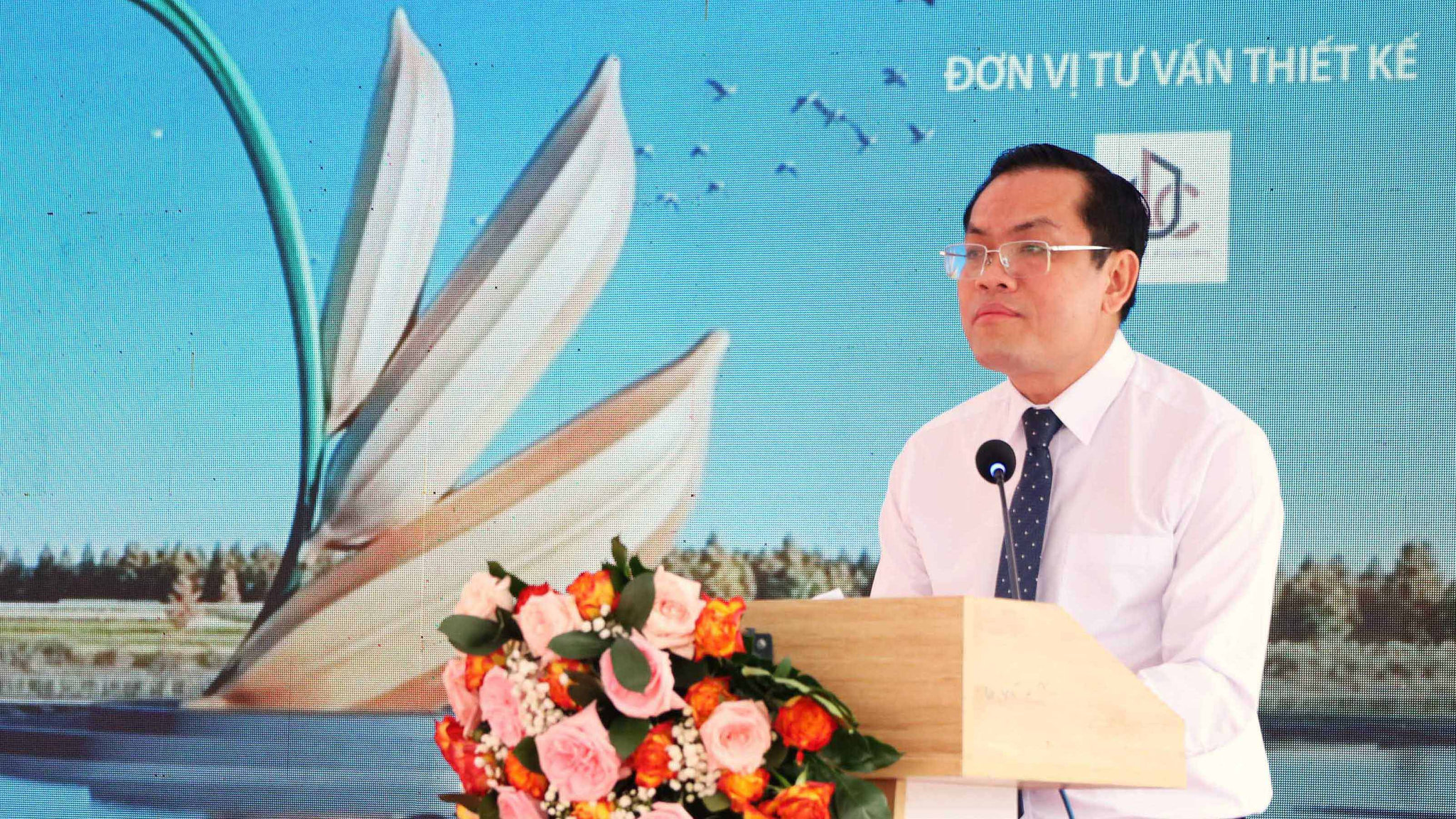 W_khoi-cong3.jpg