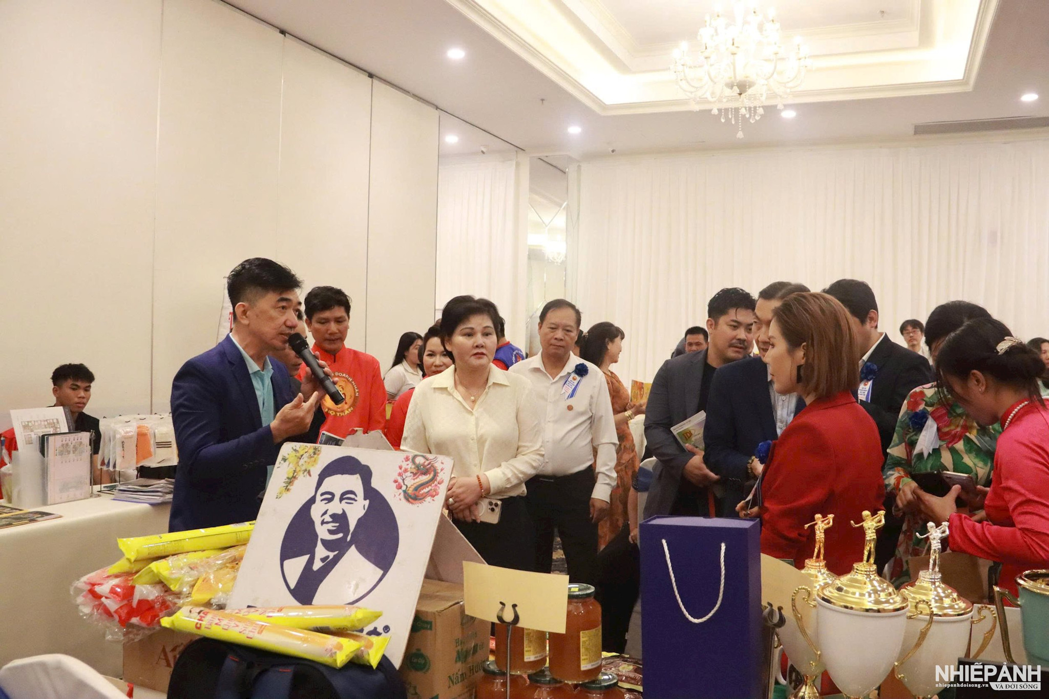W_cuong-4.jpg