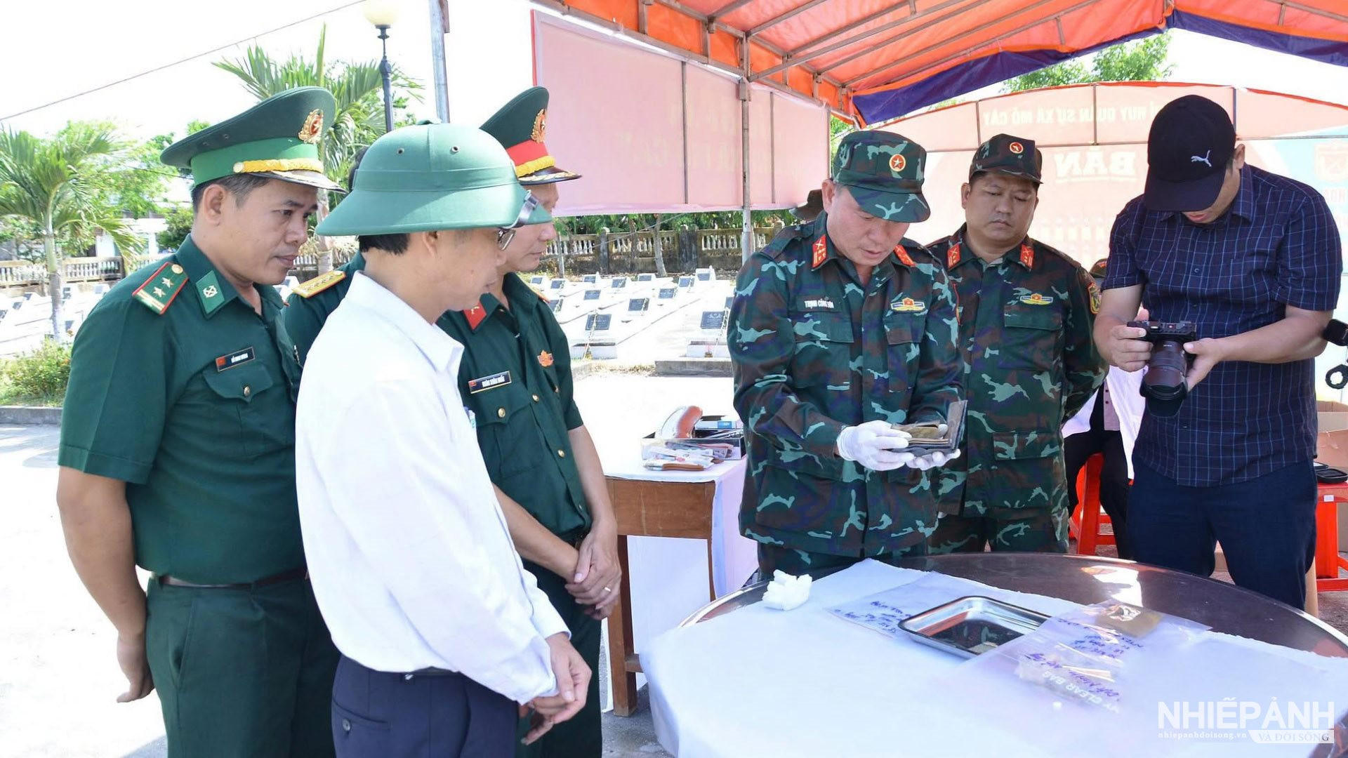 Quảng Ngãi: Hoàn thành lấy mẫu sinh phẩm hài cốt liệt sĩ, sớm hơn kế hoạch 15 ngày