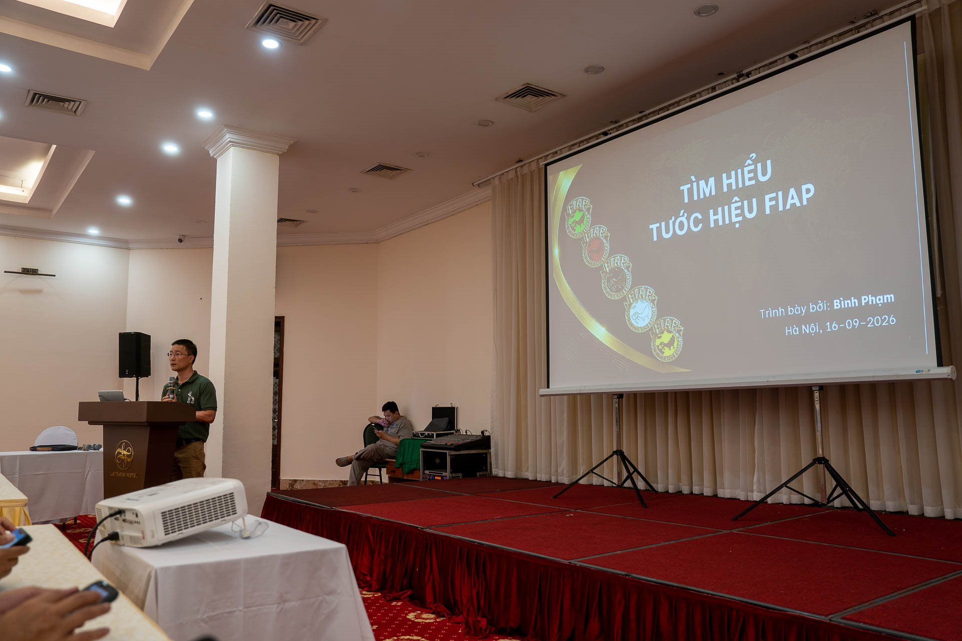 huy00836.jpg