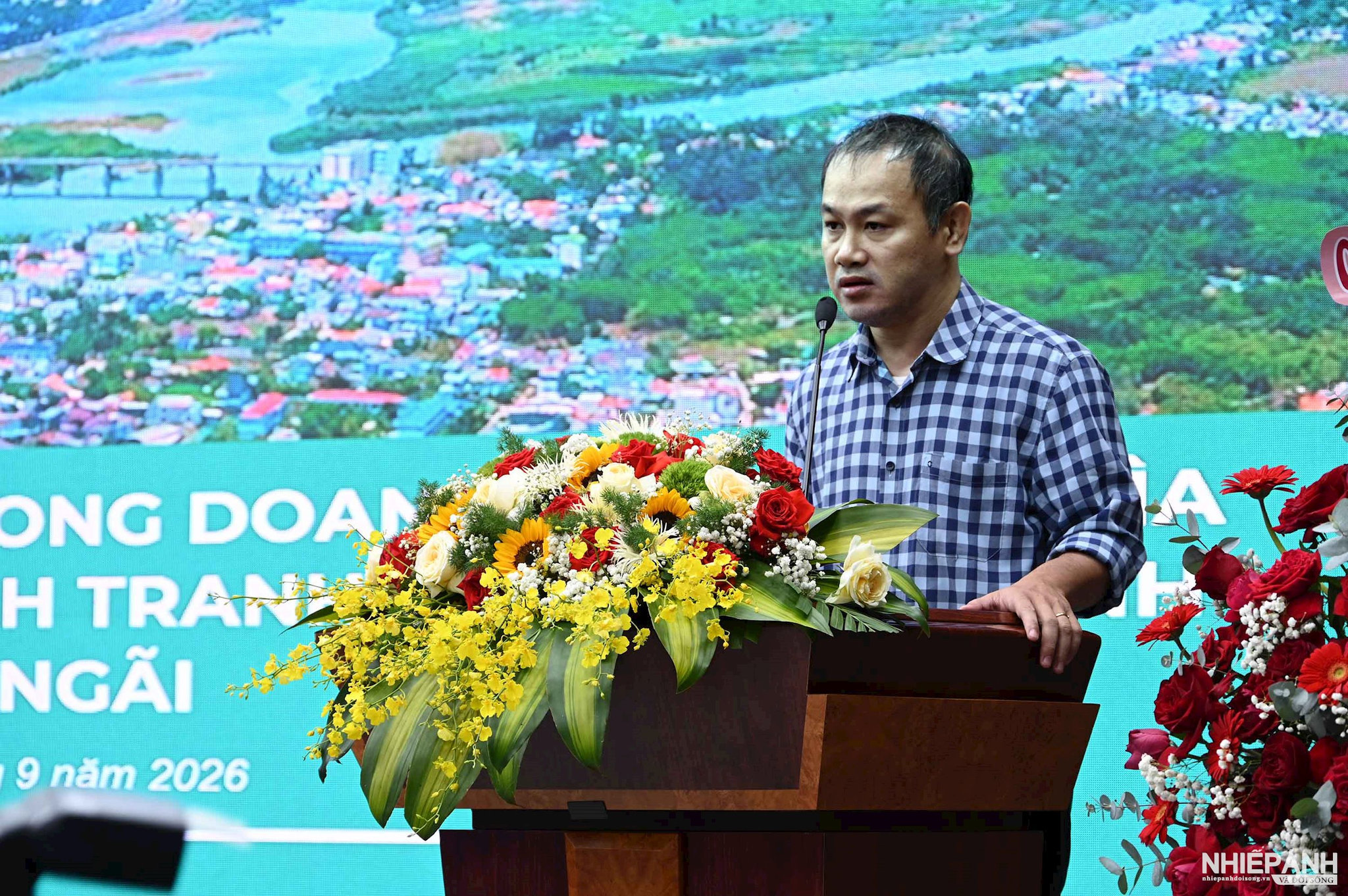 W_10.-dsc_0796.-ts-nguyen-khanh-tung-cuc-doi-moi-sang-tao-bo-kh-cn-tham-luan-tai-hoi-thao.jpg