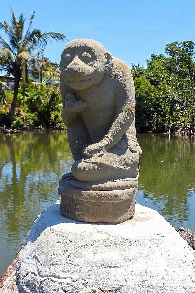 W_10a.-tuong-khi-hanuman-do-ong-duong-dinh-luc-phat-hien-va-giao-nop-cho-bao-tang-tong-hop-tinh-quang-ngai..jpg