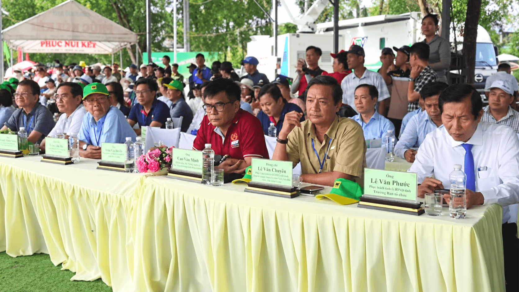 phuc-hoi-anh-chan-dung-tu-nhien-2.png