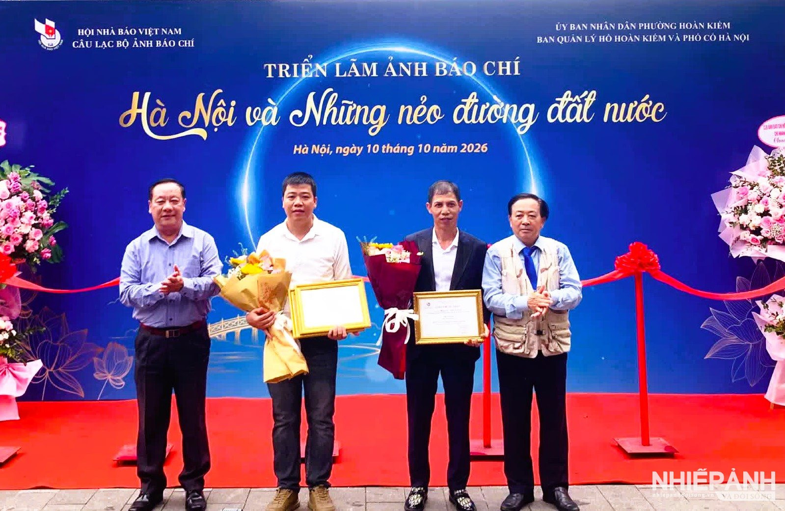 W_trao-giai-nhi.jpg