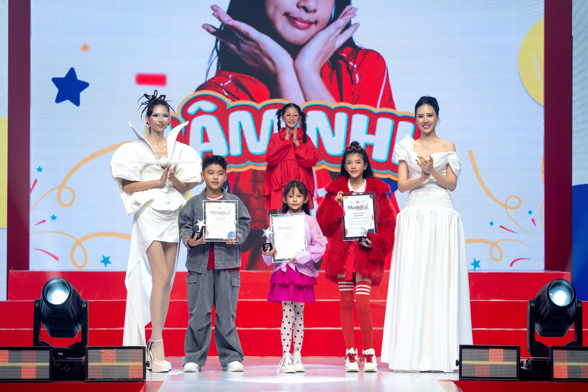 10.-dong-a-quan-cua-chuong-trinh-model-kid-vietnam-2026-bao-gom_-hoang-gia-nguyen-tue-lam-va-khanh-an.jpg