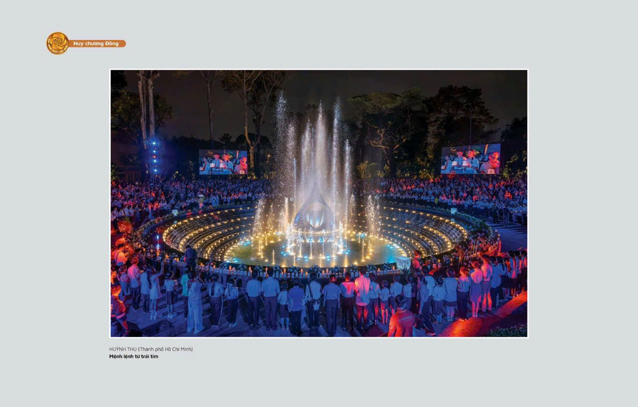 layout-32-anh-giai-thuong_page17.jpg