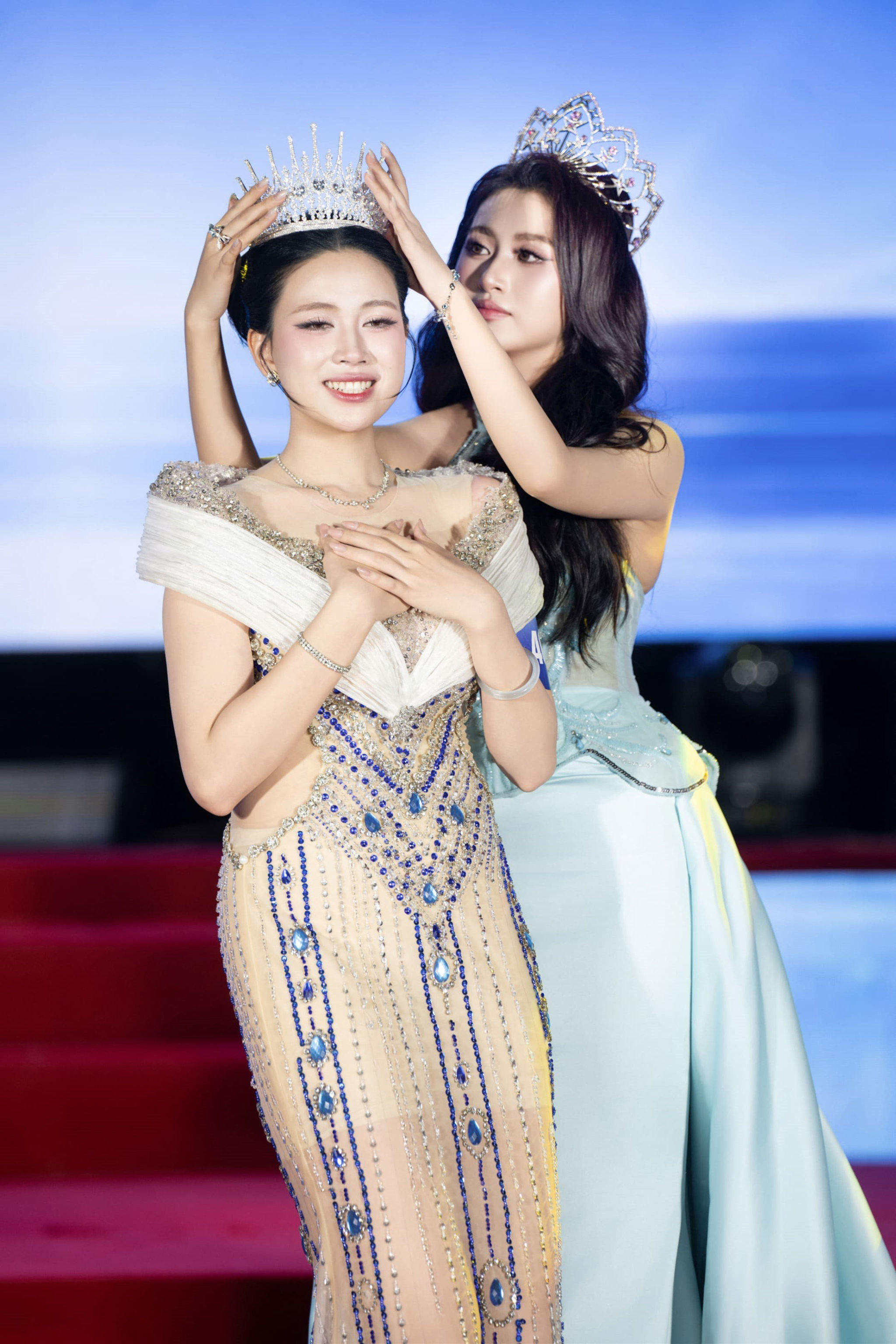 tv_12403.jpg