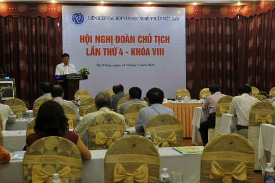 Hội nghị Đoàn chủ tịch Liên hiệp các Hội VHNT Việt Nam