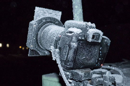 NAG chia sẻ cách dùng camera ở nơi lạnh nhất hành tinh, làm sao để chụp hình khi mọi thứ đều đóng băng?