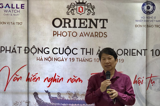 Lễ Phát động cuộc thi ảnh Orient 1010 “Văn hiến nghìn năm - tinh hoa hội tụ” tại Hà Nội.