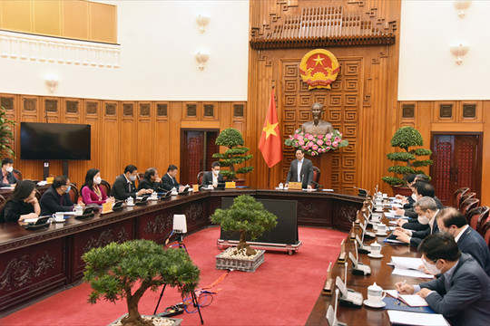 Thủ tướng Chính phủ Phạm Minh Chính ghi nhận đề xuất của Liên hiệp và Hội Nghệ sĩ Nhiếp ảnh Việt Nam về chuyển đổi số Quốc gia
