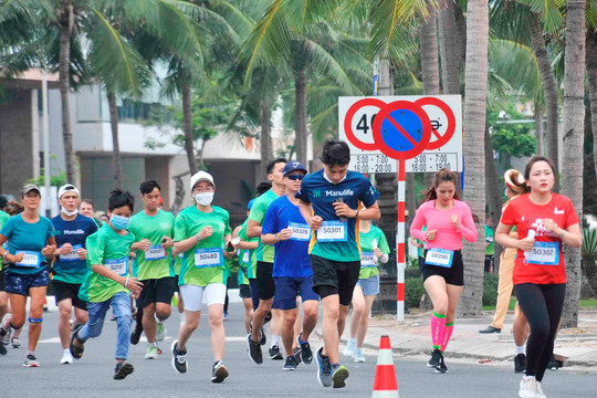 Cuộc thi Marathon quốc tế Đà Nẵng Manulife 2022: Trải nghiệm cảm xúc trở lại đường chạy đẹp nhất châu Á