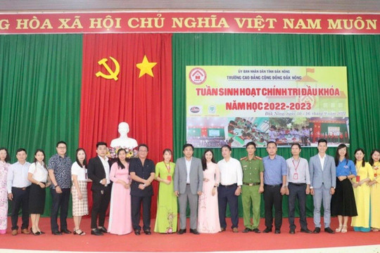 Chùm ảnh: Trường Cao đẳng Cộng đồng Đắk Nông khai mạc tuần lễ sinh hoạt Chính trị đầu khoá năm học 2022-2023.