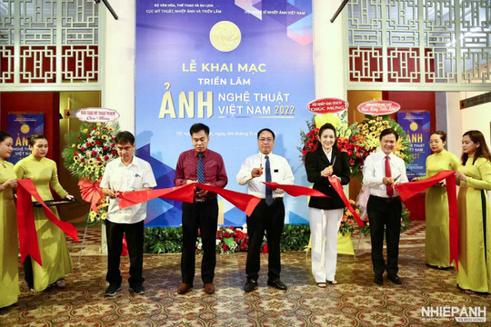 Khai mạc triển lãm và trao giải Cuộc thi Ảnh Nghệ thuật Việt Nam năm 2022 tại TP.HCM