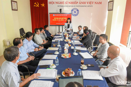 Hội nghị Ban Chấp hành lần thứ 9 nhiệm kỳ IX Hội Nghệ sĩ Nhiếp ảnh Việt Nam