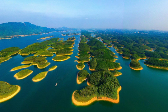Bức ảnh về hồ Thác Bà của NSNA Nguyễn Tuấn Vũ bị ăn cắp bản quyền