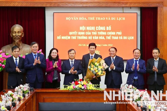 Đồng chí Hồ An Phong nhận chức Thứ trưởng Bộ Văn hóa, Thể thao và Du lịch