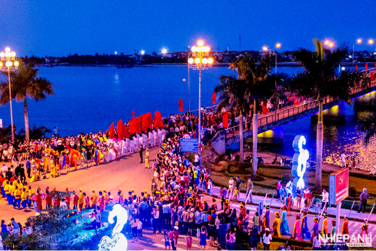 Tổng lượt khách du lịch đến Quảng Bình tăng cao trong dịp lễ 30/4 