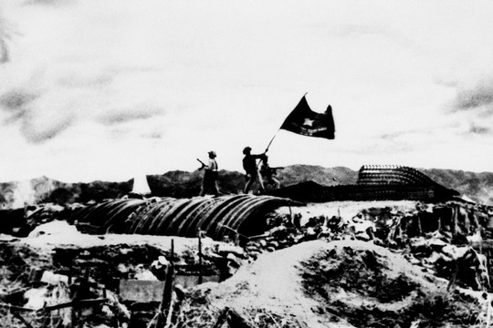 NSNA Triệu Đại và khoảnh khắc của bộ ảnh lịch sử “Chiến thắng Điện Biên Phủ”