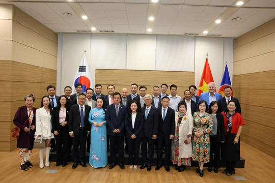 Đoàn công tác TP. HCM tại Hàn Quốc và Nhật Bản: Hợp tác thúc đẩy phát triển kinh tế và công nghệ