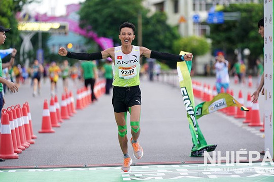 Lợi ích của Giải chạy Marathon đối với địa phương tổ chức là rất lớn 