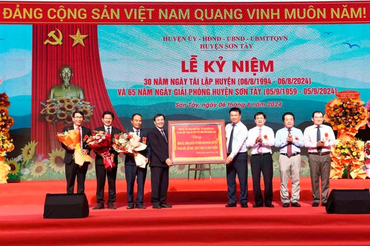 Quảng Ngãi: Huyện Sơn Tây kỷ niệm 30 năm Ngày tái lập huyện 