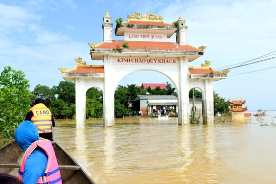 Quảng Bình: Thiệt hại nặng nề sau lũ - Thương tâm hai bé sinh đôi đuối nước tại Lệ Thủy