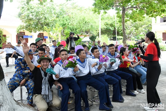 Trường Sa đón chào 50 năm ngày giải phóng, thống nhất đất nước