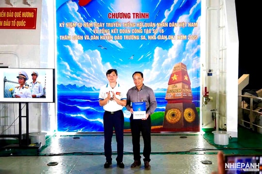“Giọt lệ Gạc Ma” – Dấu ấn nhiếp ảnh trong hành trình Tuổi trẻ vì biển, đảo quê hương