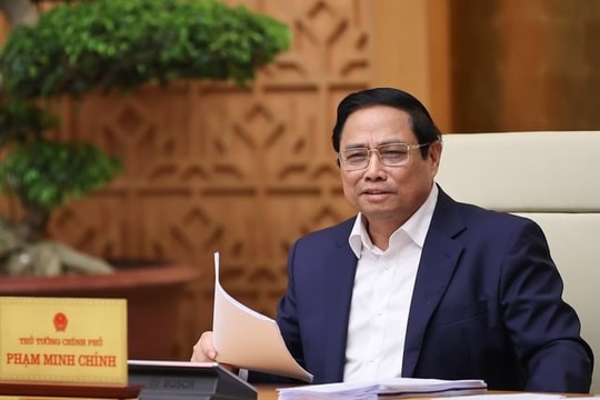 Thủ tướng Phạm Minh Chính yêu cầu cắt giảm thủ tục cấp phép xây dựng
