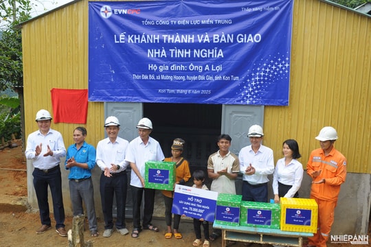 PC Kon Tum chung tay xóa nhà tạm, nhà dột nát