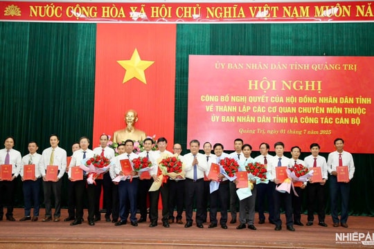 Quyết định bổ nhiệm Giám đốc, Phó Giám đốc các cơ quan chuyên môn thuộc UBND tỉnh Quảng Trị