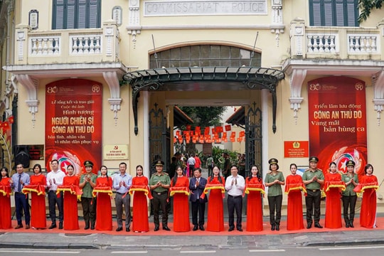 Trao giải cuộc thi ảnh “Hình tượng người chiến sĩ Công an Thủ đô bản lĩnh, nhân văn, vì nhân dân phục vụ”