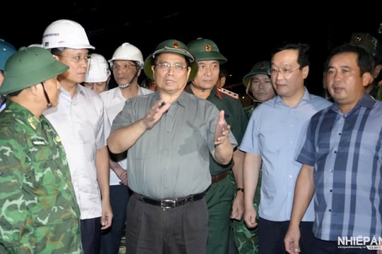 NGHỆ AN
TẬP TRUNG KHẮC PHỤC HẬU QUẢ BÃO SỐ 5
