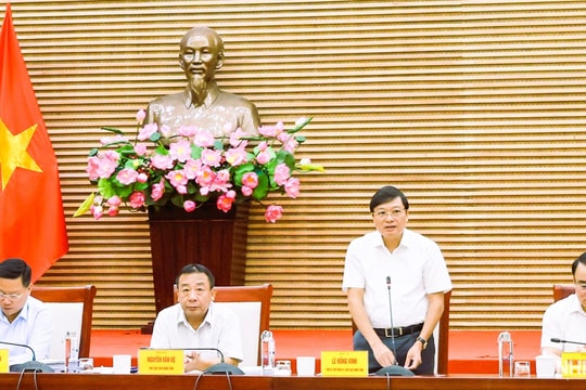 Nghệ An
KINH TẾ - XÃ HỘI THÁNG 8 VÀ 8 THÁNG ĐẦU NĂM  
TIẾP TỤC ĐẠT KẾ QUẢ KHÁ  TÍCH CỰC

