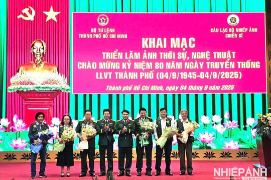 Tự hào 80 năm lực lượng vũ trang Thành phố anh hùng