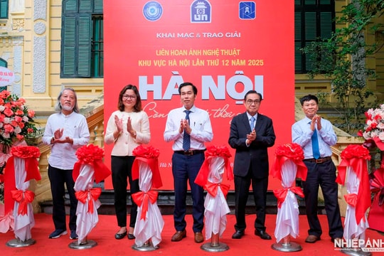Khai mạc triển lãm và trao giải Liên hoan Ảnh nghệ thuật khu vực Hà Nội năm 2025