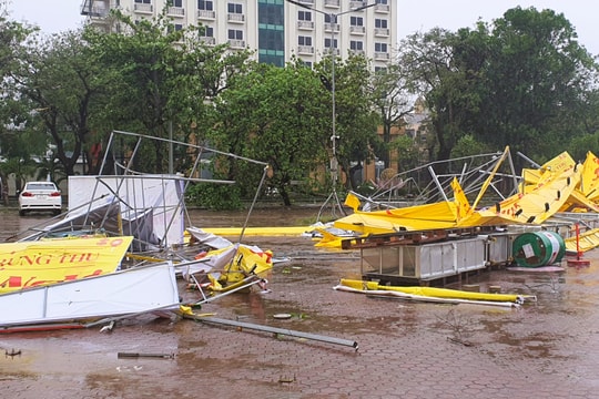 Nghệ An
BÃO SÓ 10 ƯỚC TÍNH THIỆT HẠI BAN ĐẦU 
TRÊN 1400 TỶ ĐỒNG

