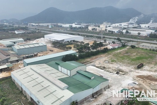 NGHỆ AN
PHẤN ĐẤU TRỞ THÀNH CỰC TĂNG TRƯỞNG 
TRONG KỶ NGUYÊN MỚI
