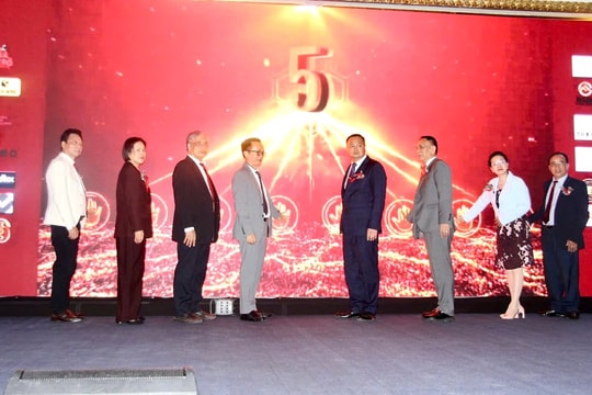 Mở rộng quan hệ hợp tác đa phương, nâng cao năng lực cạnh tranh quốc gia