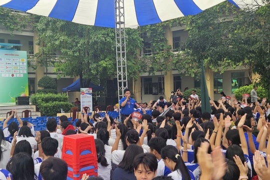 Sắc màu tuổi trẻ trong "Ngày hội Học sinh 3 tốt"