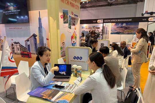 Bức tranh toàn cảnh du lịch TP.HCM 10 tháng đầu năm