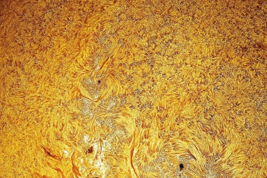 Bức ảnh “The Fall of Icarus”: khoảnh khắc gặp gỡ giữa con người và vũ trụ