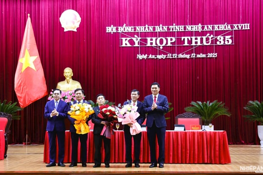 Giáo sư – Tiến sĩ Thái Văn Thành 
được bầu giữ chức vụ Phó Chủ tịch UBND tỉnh Nghệ An

