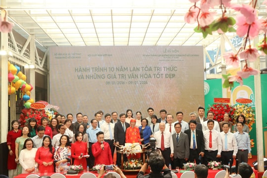 Đường sách TP.HCM: 10 năm vun bồi văn hóa đọc giữa lòng đô thị